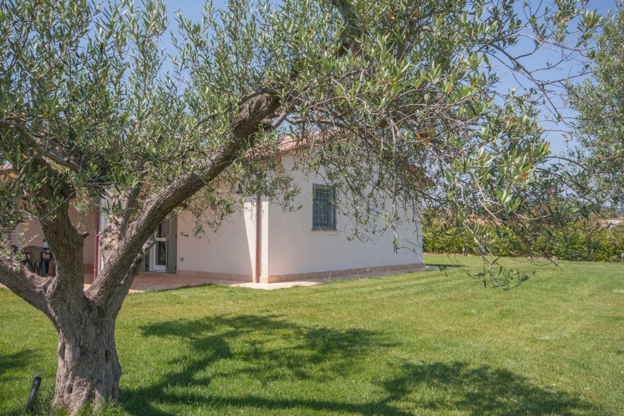 Agriturismo Il Mirto Пеша-Романа Экстерьер фото